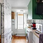 Cute Boudoir Studio - Heart Of Bastille